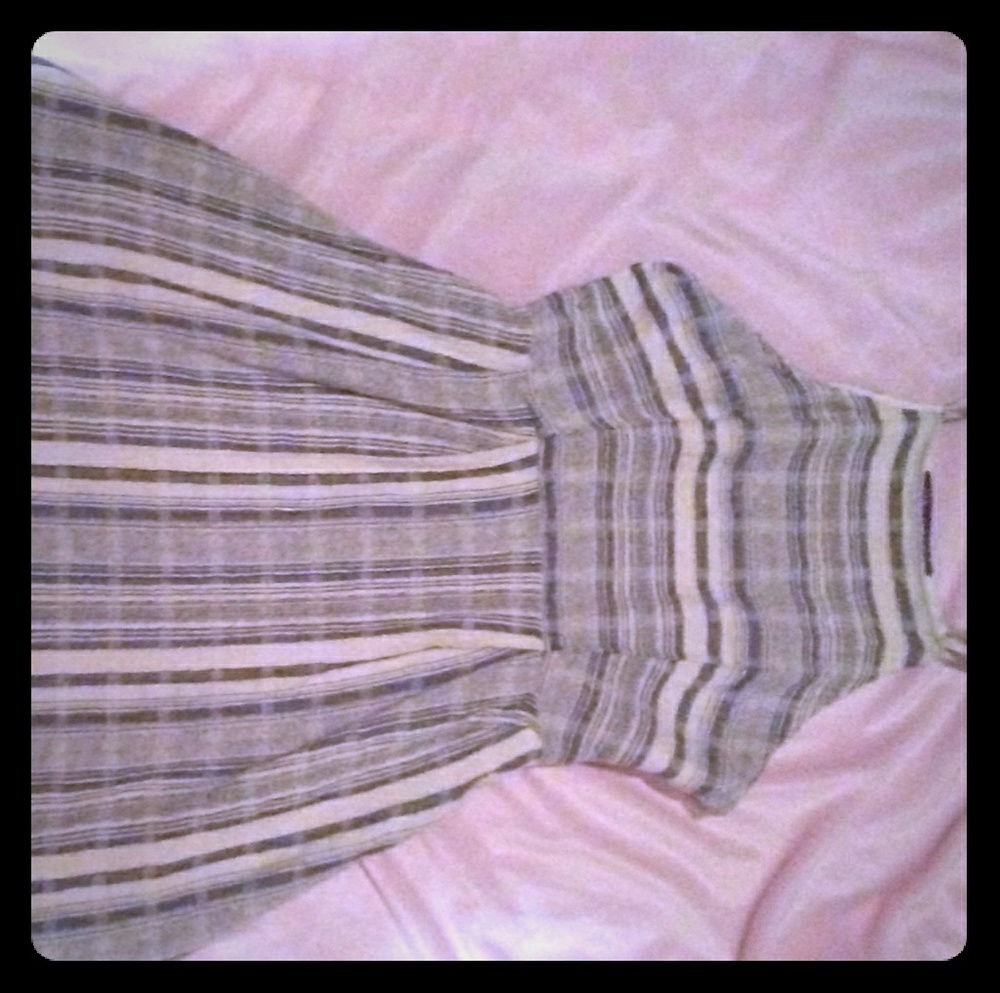 Simple yet formal dress